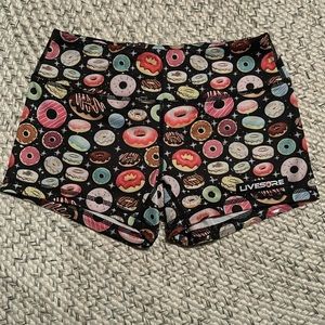 Livesore Donut workout short